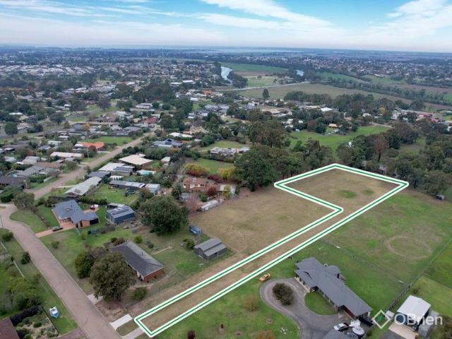 Country Lifestyle Close to Town Owner says SELL