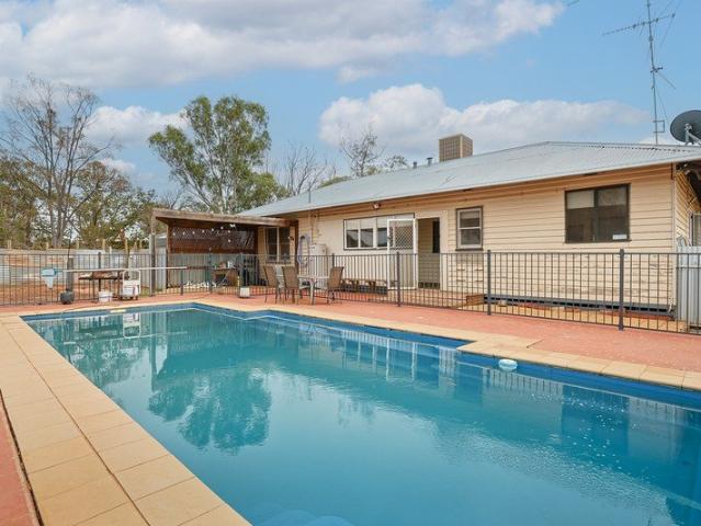 Country lifestyle just minutes from Robinvale