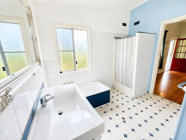 Country Living with Flexible Spaces