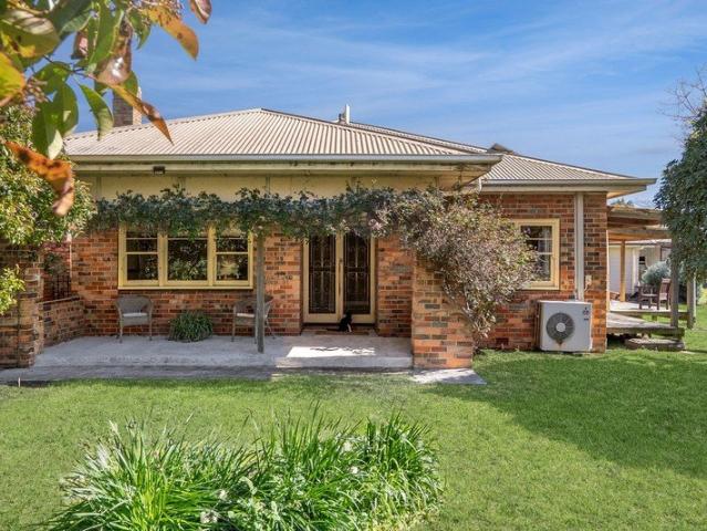 Country Living with Space, Comfort & Opportunity