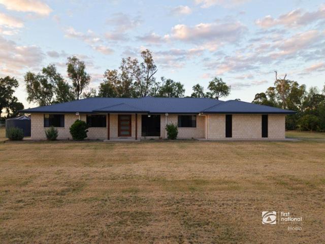 COUNTRY LIVING WITH TOWN CONVENIENCE OFFERS CLOSED