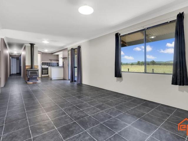 Country Living at its Best! SIX MONTH LEASE ONLY