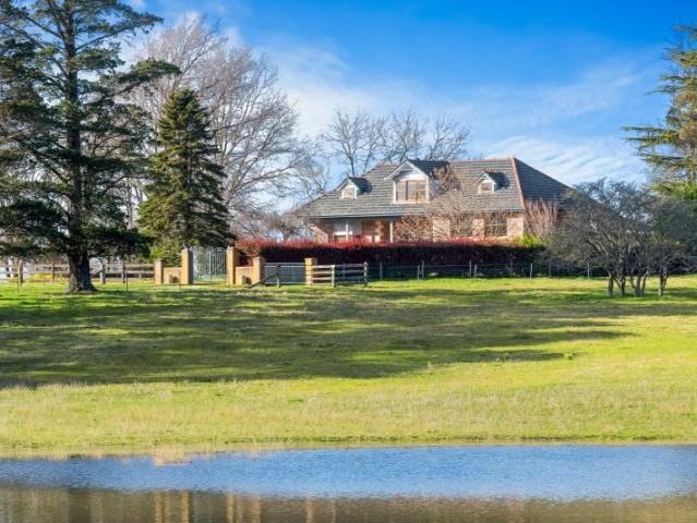 Country living close to Bowral