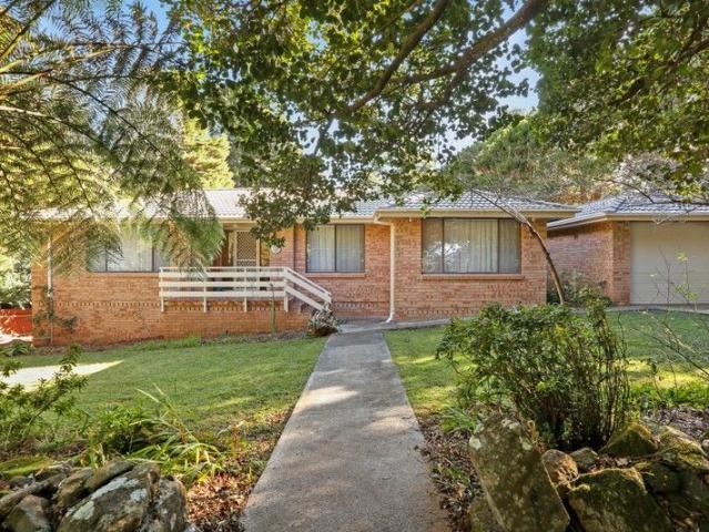 Country Living in Robertson Welcome to 22 24 Fountaindale Road, Robertson