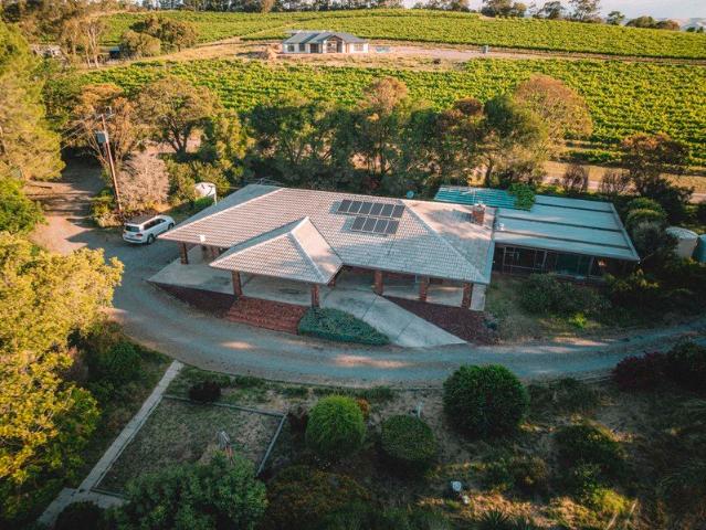 Country Living In Style!