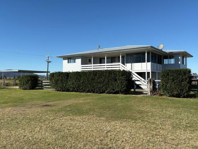 Country Living Made Easy â Comfortable Home with Rural Views