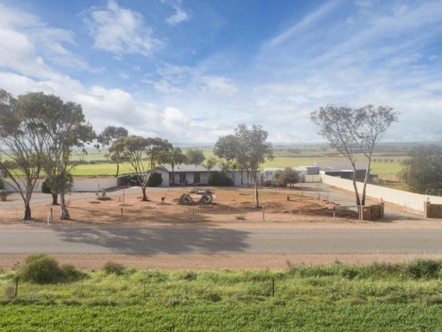 Country Living on 82 Acres The Ultimate Family Farmlet