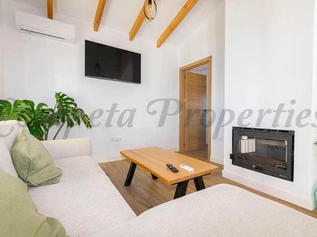 Country Property in Algarrobo Costa, Close to the beach