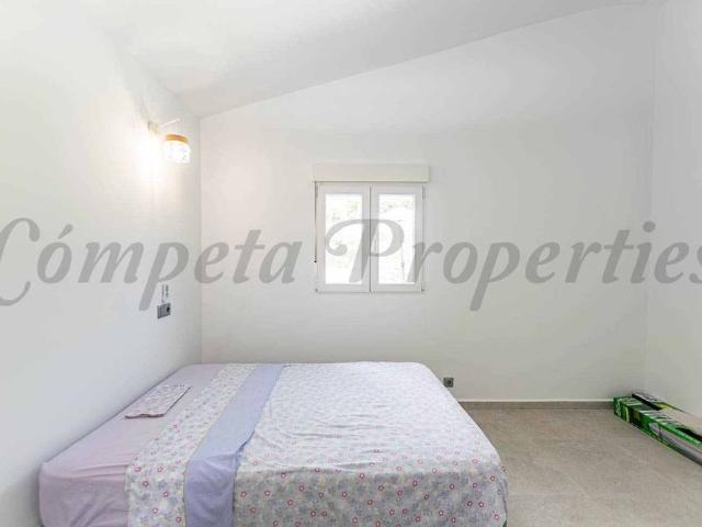 Country Property in Sayalonga, Inland Andalucia at the foot of the mountains