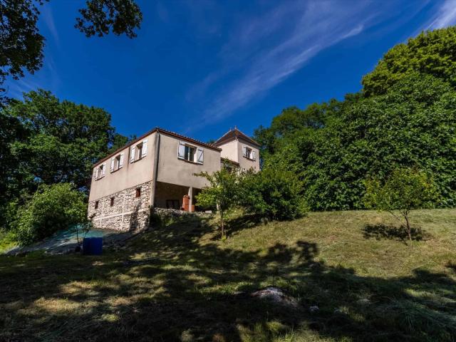 Country property 222m² Auradou