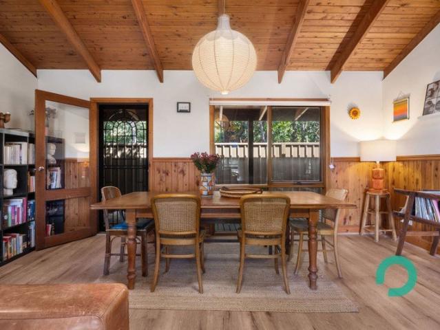 Country style living in South Lawson