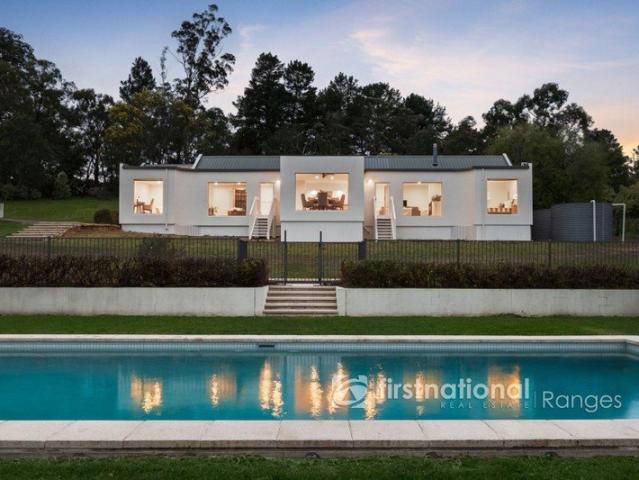 Country Soul. Architectural Style. Sunset Views