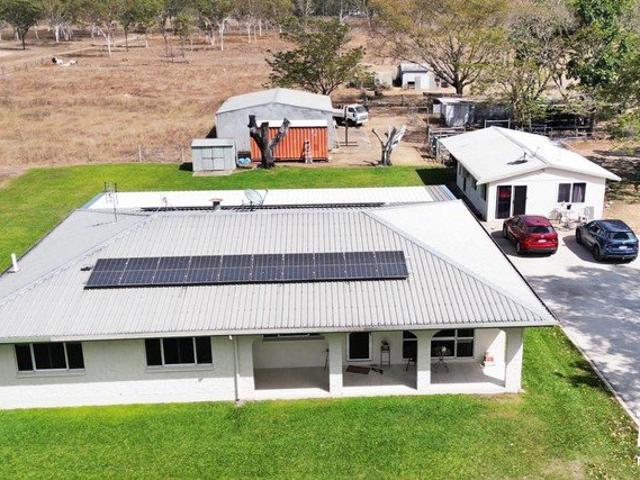 Countryside Charm Meets Modern Family Living
