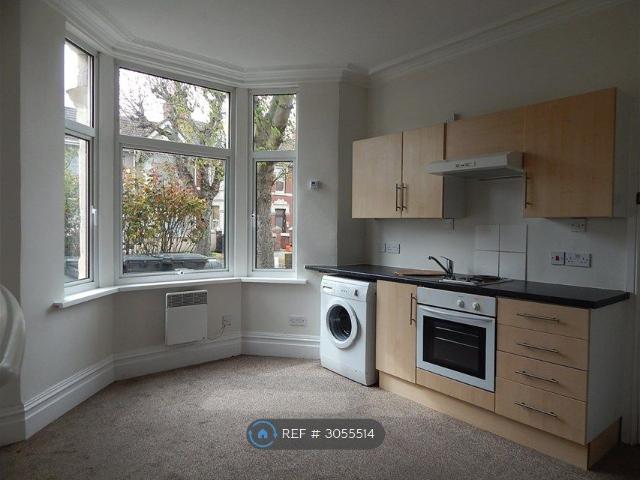 County Road, Swindon SN1, 1 bed flat to rent, £795 pcm | PrimeLocation