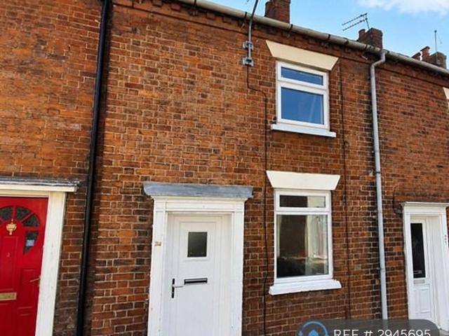 County Road, Stafford, ST16 2 bed terraced house to rent £745 pcm £172 pw