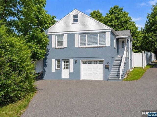 County Rd, Tenafly, Home For Sale