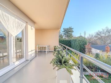 Coup de cœur à Niederhausbergen Superbe 4 pièces avec terrasse et double garage