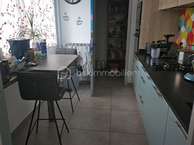 Coup de cœur Appartement 3 pièces 58 M2 rénové, meublé et pret a vivre