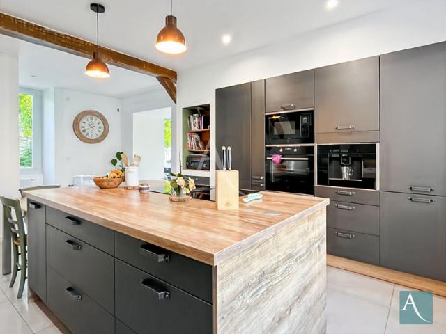 Coup de coeur Maison familiale 186 m² avec jardin à Saclas