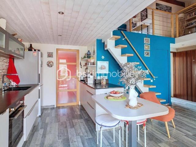 BIEN D'EXCEPTION Naturiste Magnifique 3 pièces avec grande mezzanine et balcon à 20m de la mer – Leucate 11