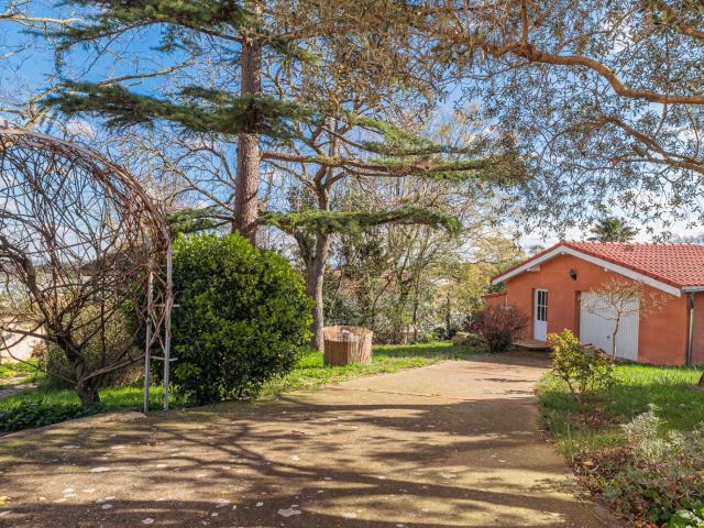 Coup de coeur, à visiter ! 190m² Villeneuve Tolosane