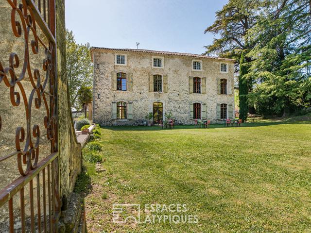 Coup de coeur absolu ! Bastide du XVIIIe siècle et domaine d'exception au coeur du Luberon