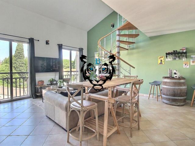 COUP DE COEUR APPARTEMENT T3 ROQUEBRUNE VILLAGE