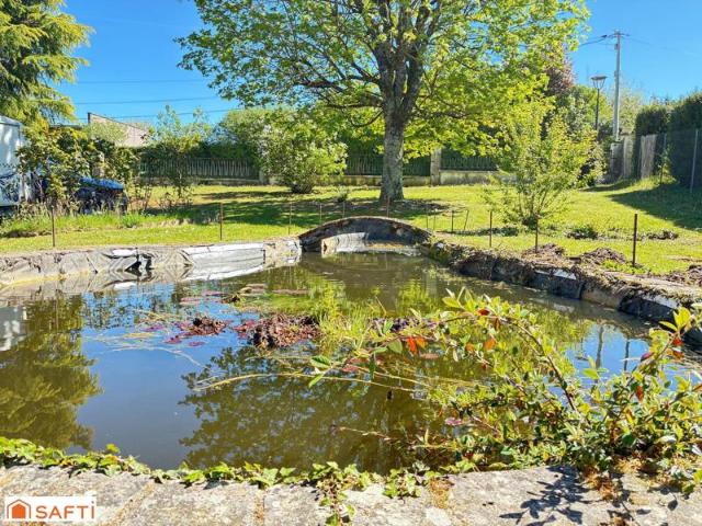 Coup de Coeur assuré pour cette propriété / Calme et nature proche centre ville