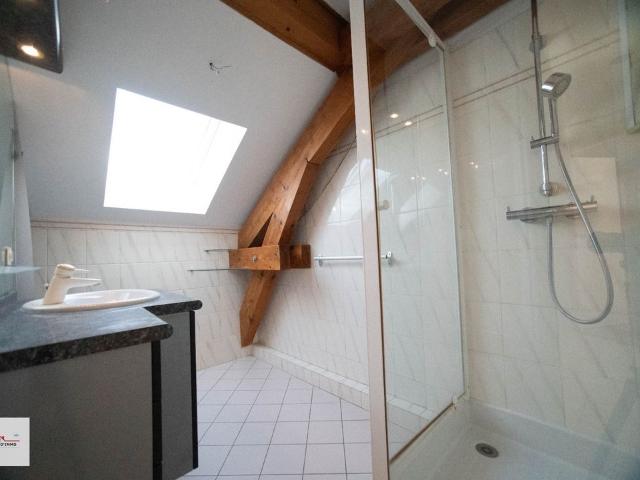 COUP DE COEUR ASSUREE Maison d'architecte avec 4 chambres sur