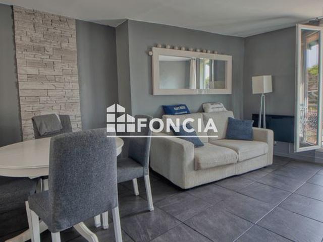 Coup de coeur foncia – grand t2 en duplex avec un charme fou + cave en sous sol