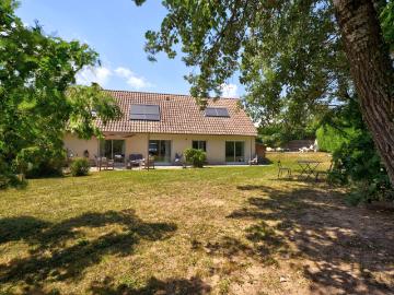 COUP DE COEUR POUR CETTE BELLE MAISON AVEC 4 CHAMBRES