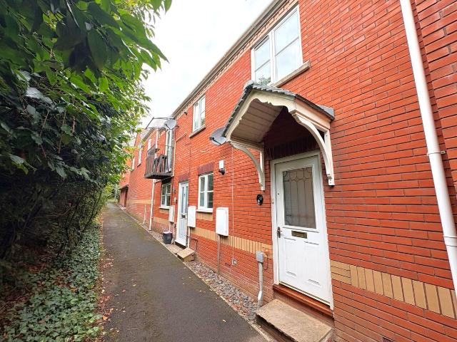 Couper Meadows, Exeter EX2, 2 bed flat to rent, £1,150 pcm | PrimeLocation