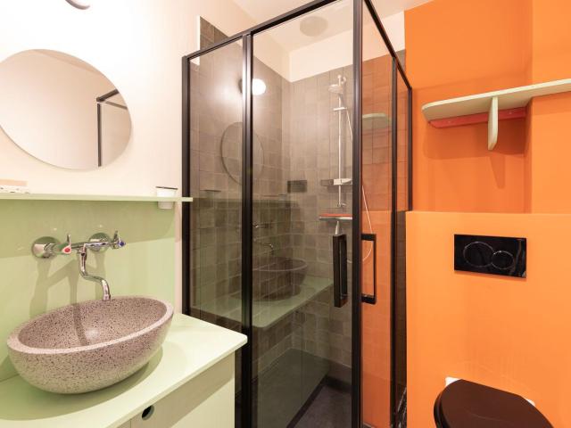 Couple Room in a Premium Coliving House Paris 20th