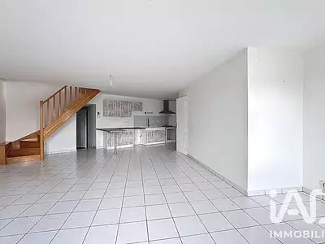 Courçon 17170 Location appartement 4 pièces t4