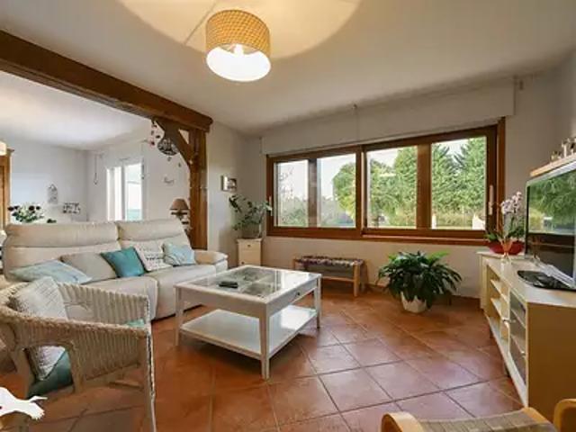 Cour Cheverny 41700 Achat / Vente maison 6 pièces t6 au dernier étage parking
