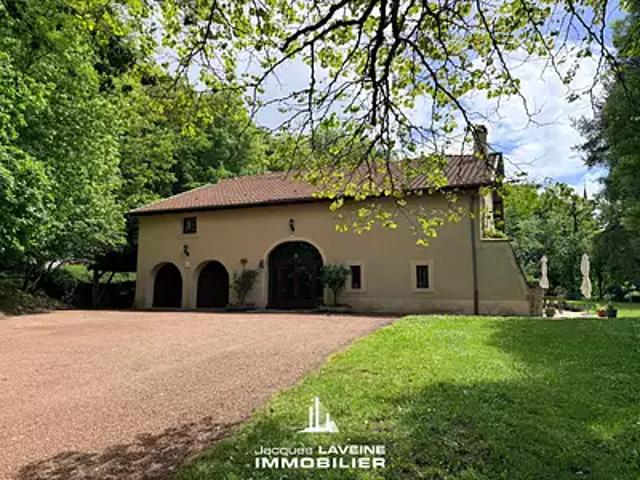Courcelles Chaussy 57530 Achat / Vente maison 9 pièces t9 piscine jardin