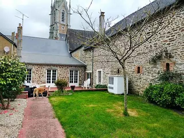 Courcité 53700 Achat / Vente maison 8 pièces t8 terrasse