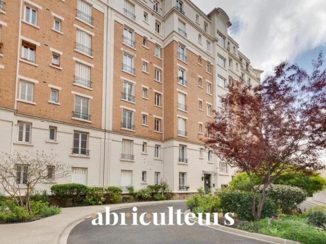 Courbevoie – Bel appartement prêt à vivre au sein de la résidence Beau Soleil