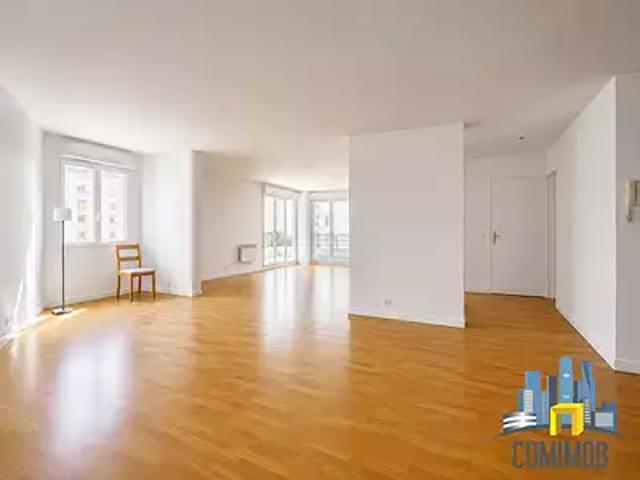 Courbevoie 92400 Achat / Vente appartement 5 pièces t5 terrasse parking