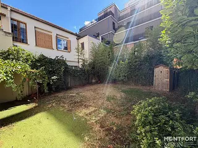 Courbevoie 92400 Location maison 4 pièces t4 terrasse cave