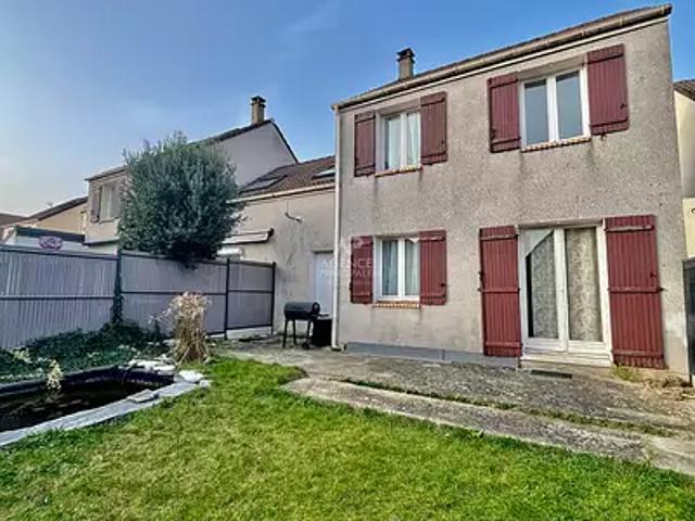 Courdimanche 95800 Achat / Vente maison 6 pièces t6 au dernier étage terrasse