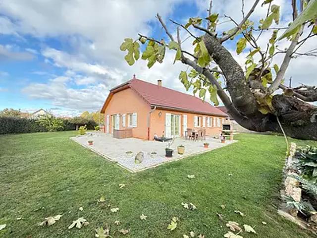 Courlaoux 39570 Achat / Vente maison 4 pièces t4 au dernier étage terrasse