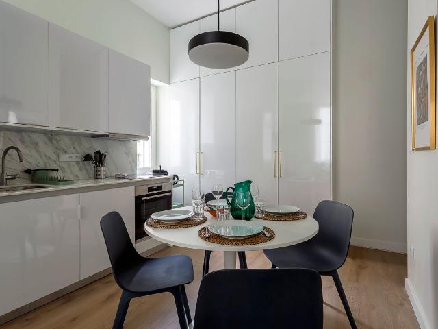 Courmont 2 Bedrooms Near Place de la République, Lyon Amsterdam Apartments for Rent