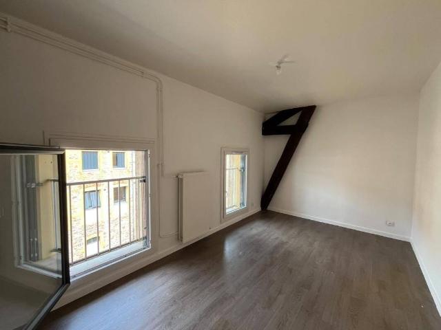 COURS APPARTEMENT T3