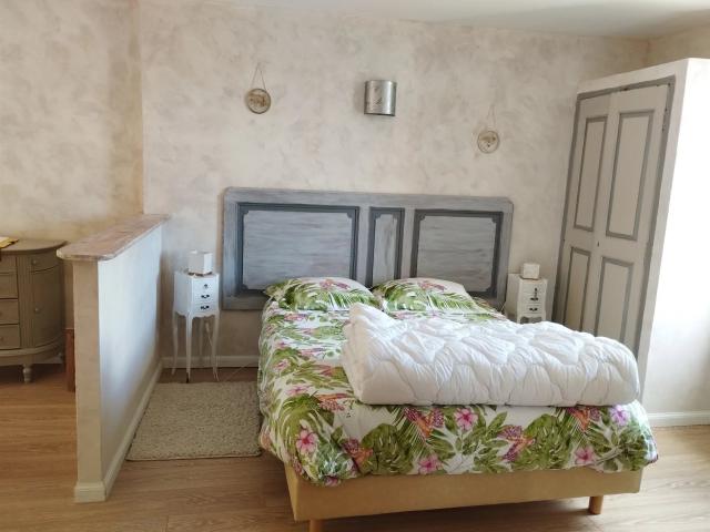 COURSEGOULES, appartement de charme 5/6P 125m² Coursegoules