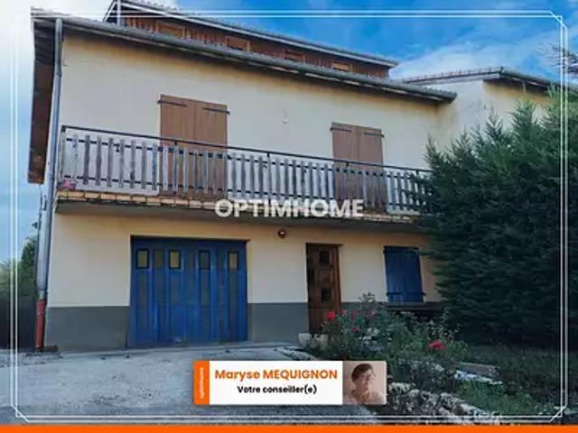 Courpière 63120 Achat / Vente maison 8 pièces t8 piscine balcon