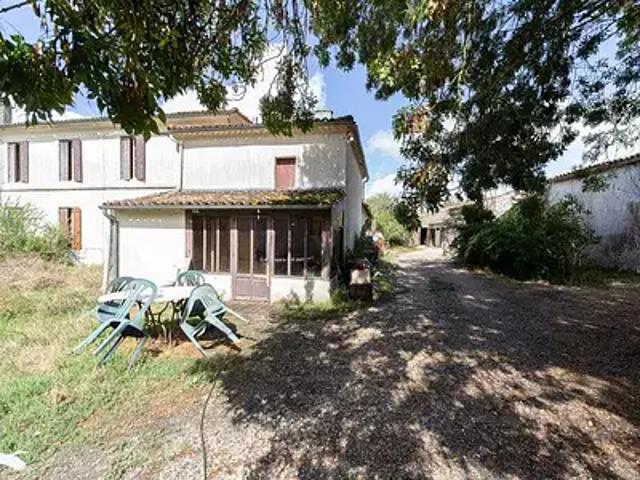 Courpignac 17130 Achat / Vente maison 6 pièces t6 parking