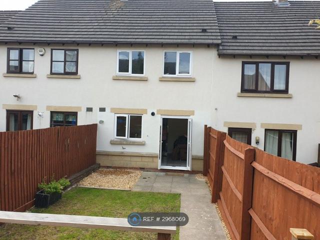 Court View, Stonehouse GL10, 3 bed terraced house to rent, £1,250 pcm | PrimeLocation