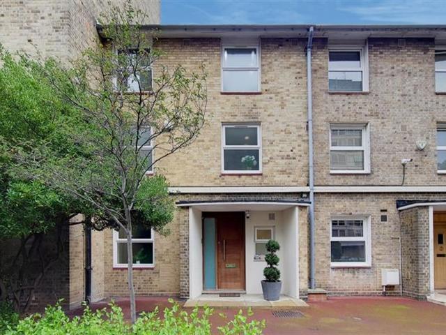Court Close, St. Johns Wood Park, St Johns Wood NW8, 4 bed town house to rent, £10,799 pcm | PrimeLocation
