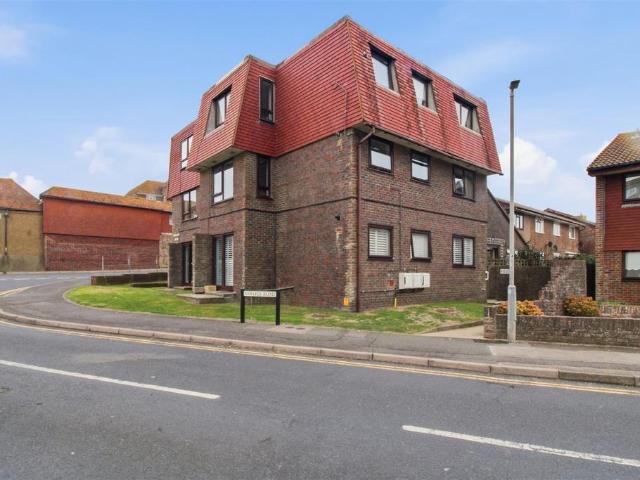 Court Leet House, College Road, Seaford 2 bed flat to rent £1,200 pcm £277 pw